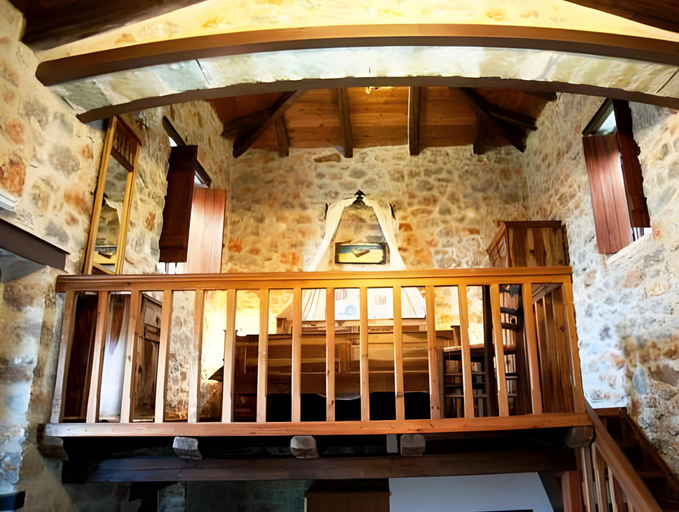 Others 3, Agroktima, Peloponnese
