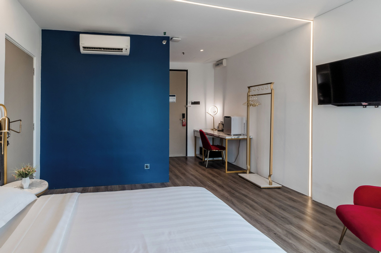 Bedroom 8