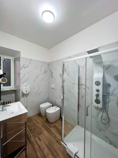 Bathroom 8