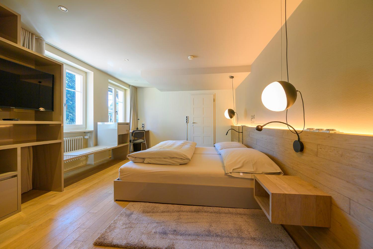 Bedroom 2, Landhotel Linde Fislisbach, Baden