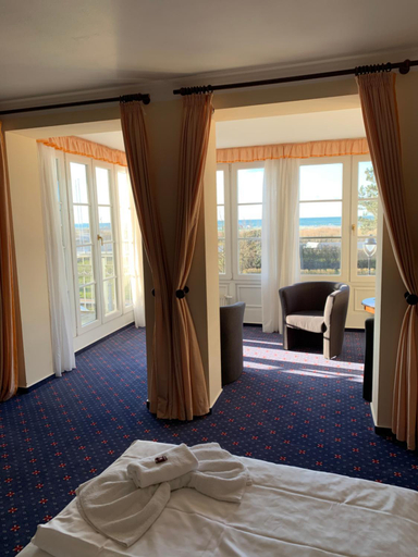Bedroom 2, Hotel Bellevue Warnemunde, Rostock