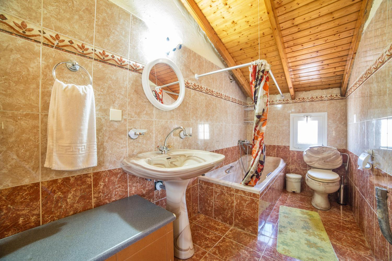 Bathroom 3, Louiza Apartments, Ionian Islands