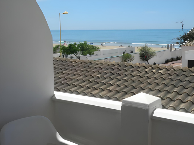 Others 3, Hostal Playa, Huelva