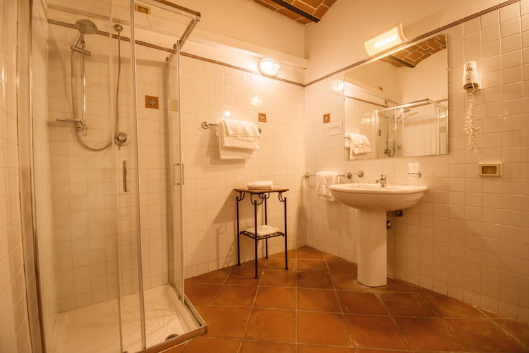 Bathroom 2, Casa Vacanze Vecchio Granaio, Perugia