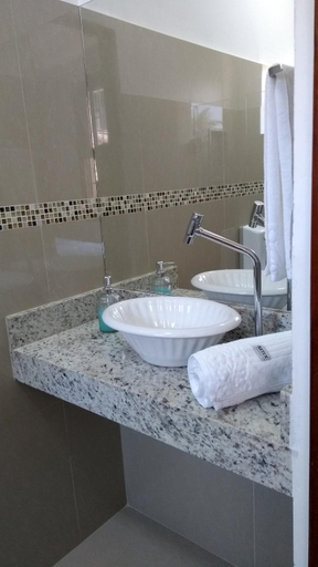 Bathroom 3, Pousada Valparaiso, Petrópolis