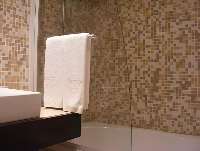 Bathroom 3, Hotel Folgosa Douro, Armamar