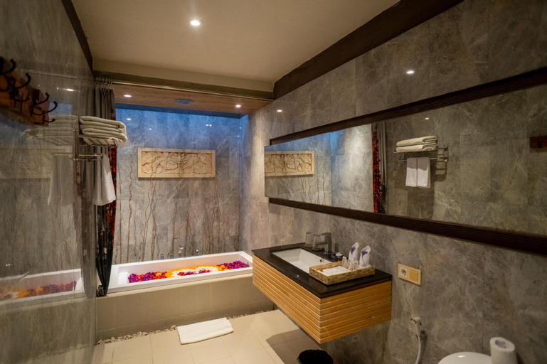 Bathroom 11