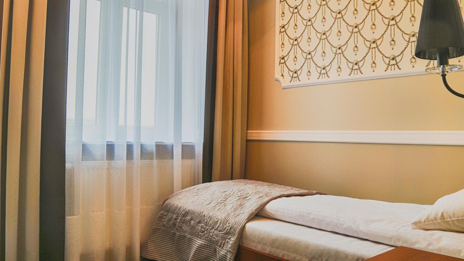 Bedroom 11