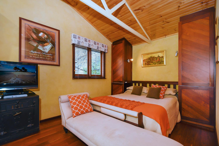 Bedroom 5