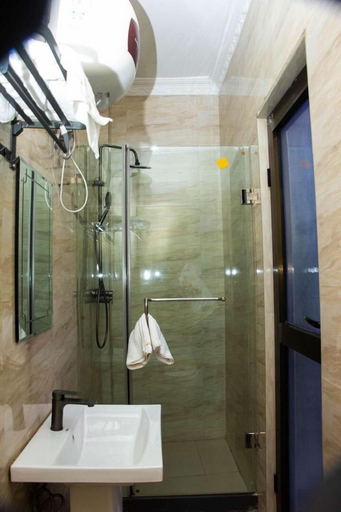 Bathroom, A2 City Home Apartments, Kumasi