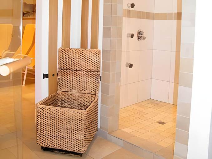 Bathroom 4, Pension Schönblick, Imst