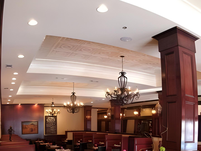 Food & Drinks 5, The Grand Hotel, Collin