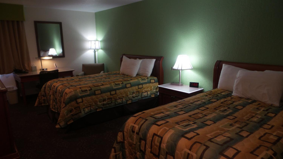 Bedroom 4, Budget Inn Palmyra, Marion