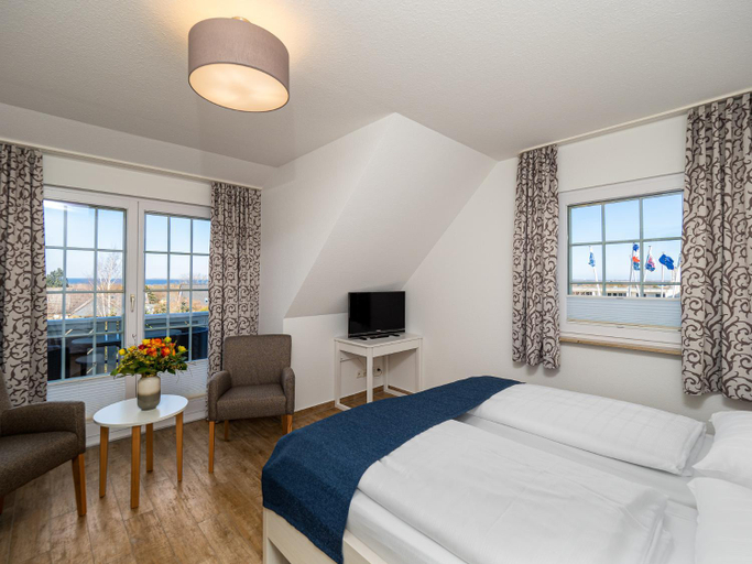 Bedroom 3, Tom's Hus Heiligenhafen, Ostholstein