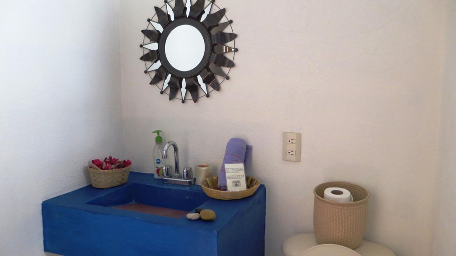 Bathroom 2, Posada del Fraile, Huehuetoca