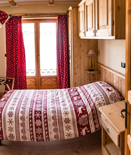Bedroom 6