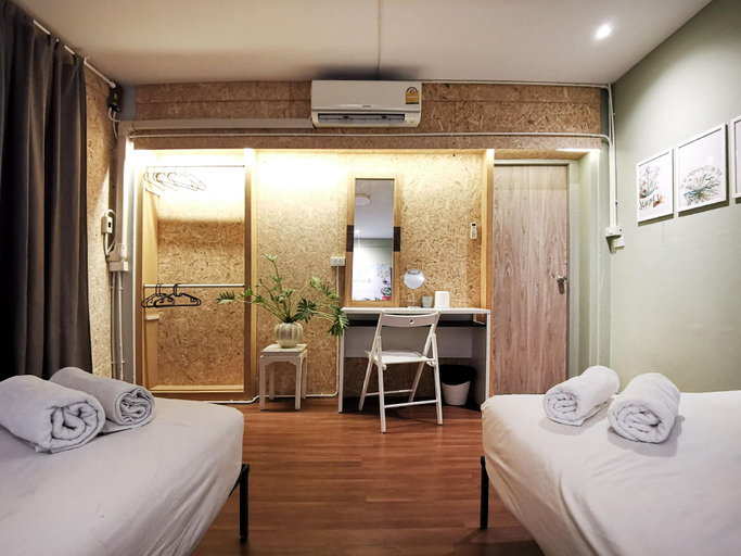 Bedroom 27