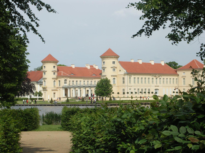 Exterior 9