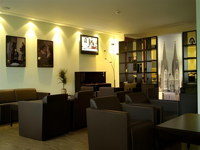 Public Area 2, Hotel Central Regensburg CityCentre, Sure Hotel Collection by Best Western, Regensburg