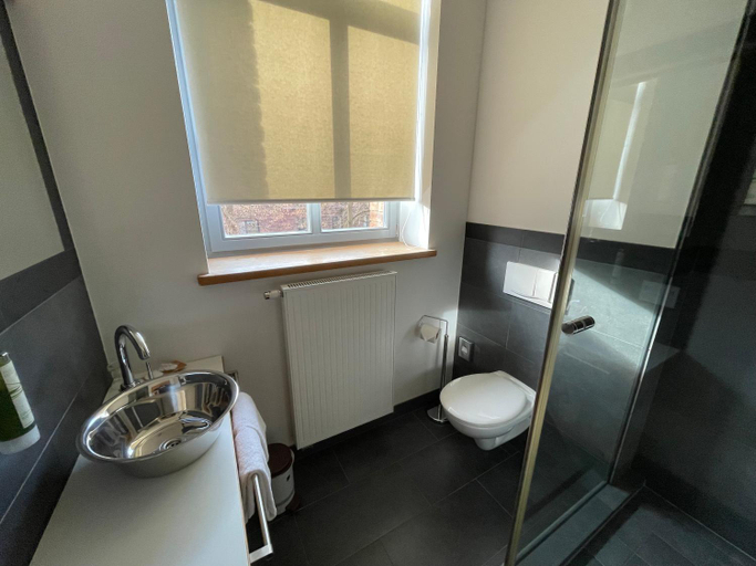 Bathroom 2, Fronveste Das Alte Knasthaus, Schmalkalden-Meiningen