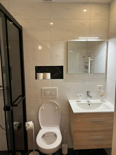 Bathroom 3