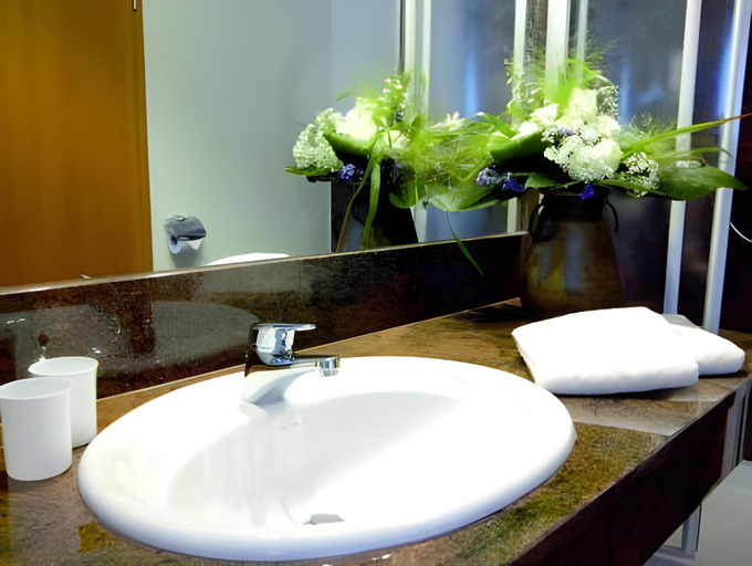 Bathroom 3, Boutique Hotel Bundschuh 3 Sterne Superior, Main-Spessart