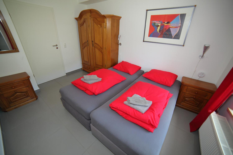 Bedroom 13