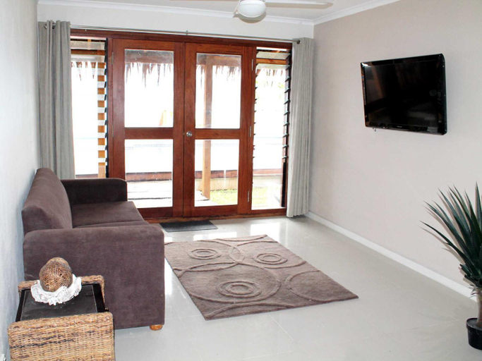 Public Area, Vanuatu Beachfront Apartments, Mele
