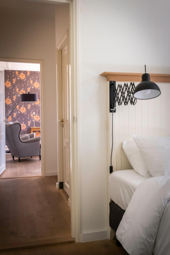 Bedroom, Het Weeshuis, Bolsward