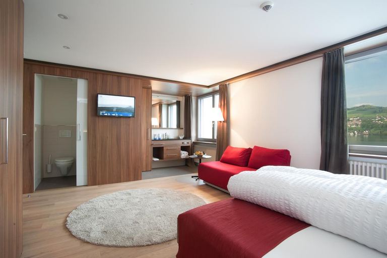 Bedroom 2, Seehotel Delphin, Kulm