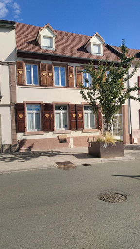 "Coeur d'elsass St Eloi centre ville avec parking, Haut-Rhin