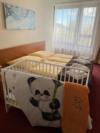 Bedroom 3, Hotel SOREA TRIGAN, Poprad