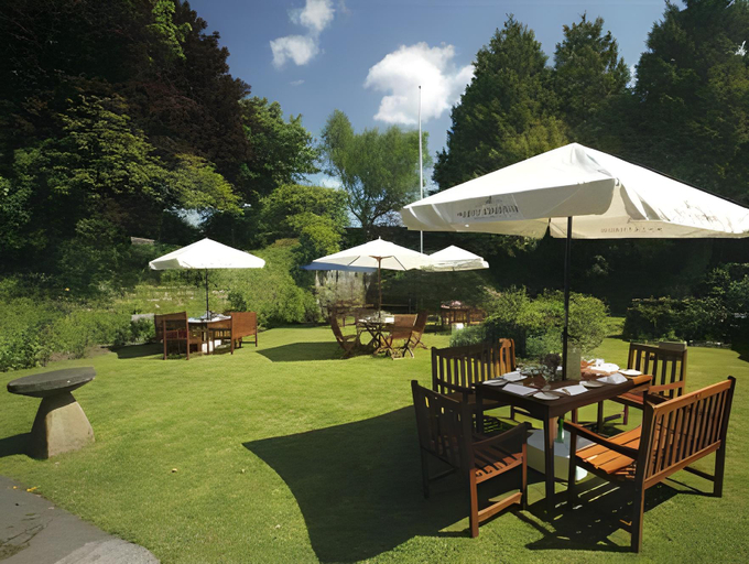 Food & Drinks 4, Castle Hotel, Somerset