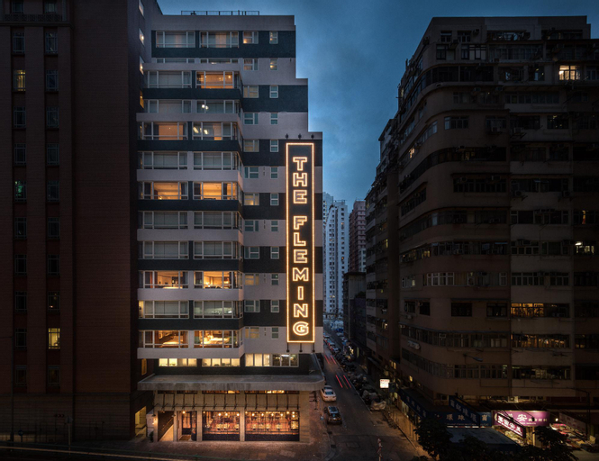 Exterior & Views 30