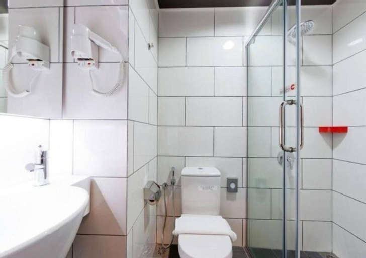 Bedroom 5, Hotel Regal Vista, Kinta