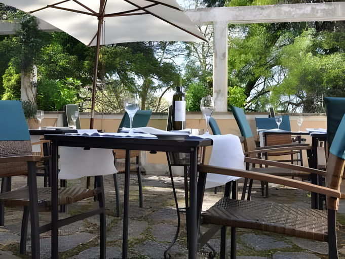 Food & Drinks 4, Lawrences Hotel, Sintra