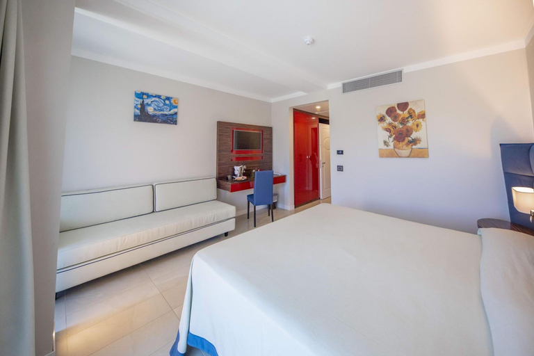 Bedroom 2, Victoria Palace Hotel, Palermo