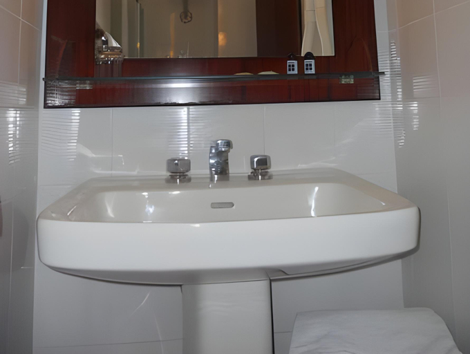 Bathroom 4, Hotel Bellavista Club-Caroli Hotels, Lecce