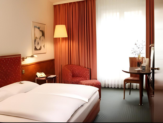 Bedroom 2, Seminaris Hotel Leipzig, Leipzig