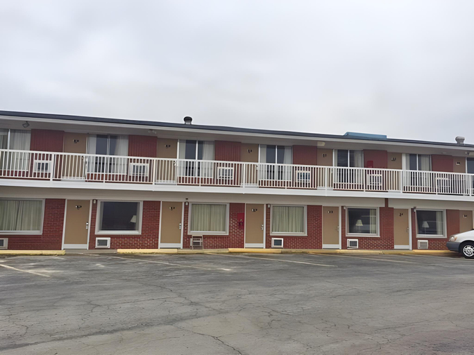 Exterior & Views 2, Americas Best Value Inn & Suites Macon at Sunset Dr, Macon