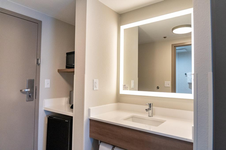 Bathroom 6