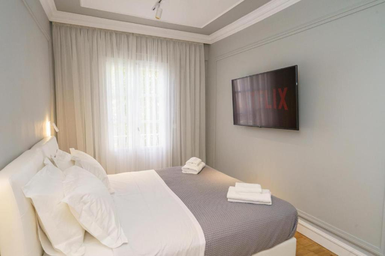 Others 4, Douskos Harbour Residence, Attica