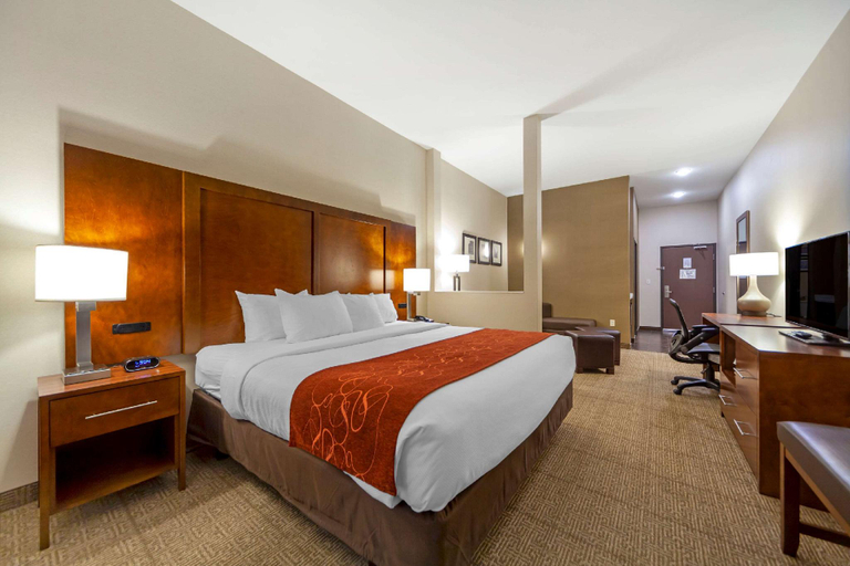Bedroom 24