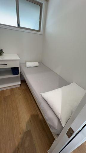 Bedroom 16