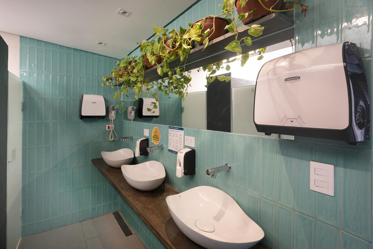 Bathroom 8