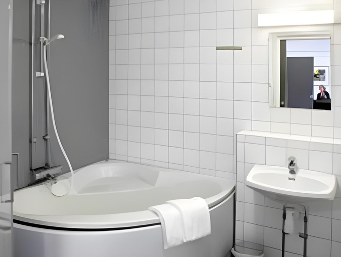 Bathroom 3, Skara Konsthotell, Skara