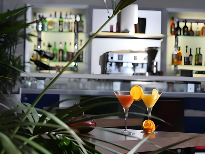 Food & Drinks 5, Annex building Art hotel, Split