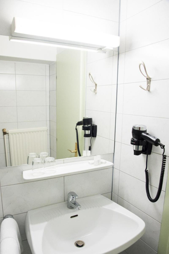 Bathroom 3, Gasthof-Hotel Jaritz, Graz Umgebung