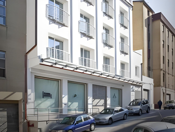 Exterior & Views 2, Felix Hotels - Residence Grandi Magazzini, Nuoro