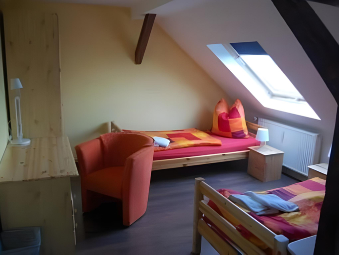 Bedroom 4, Blue Doors Hostel KTV, Rostock